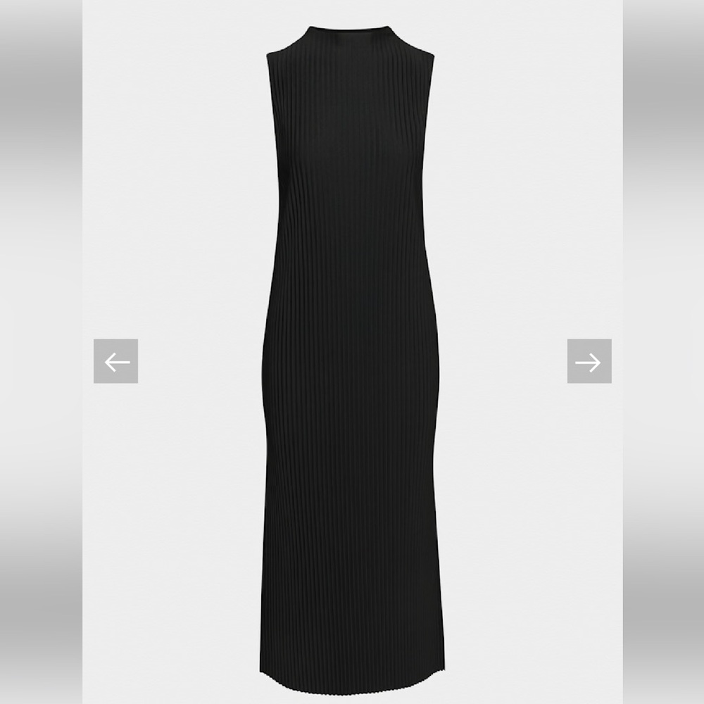 Babaton Aritzia Mock Neck Black Sleeveless Accordion Please Long Maxi Dress M